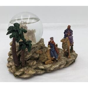 Vintage Snow Globe Wise Men Nativity Item See Description Details